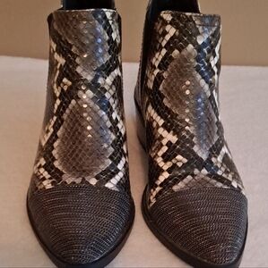 Report Zetes Ankle Booties Womens Sz 6